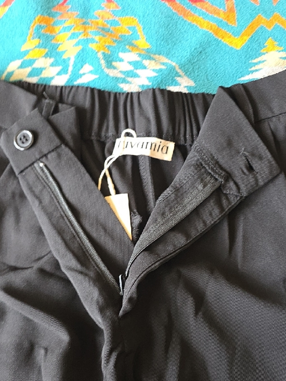 Summer Black Bermuda Shorts with Elastic Waistband - Picture 11 of 12
